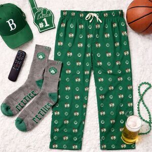 Boston Celtics Pajama Pants Mens M NBA Ultra Game Lounge Sleep + Socks Set